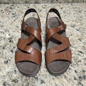 Mephisto Altina Tramp middle brown slingback sandals size 10 EUC